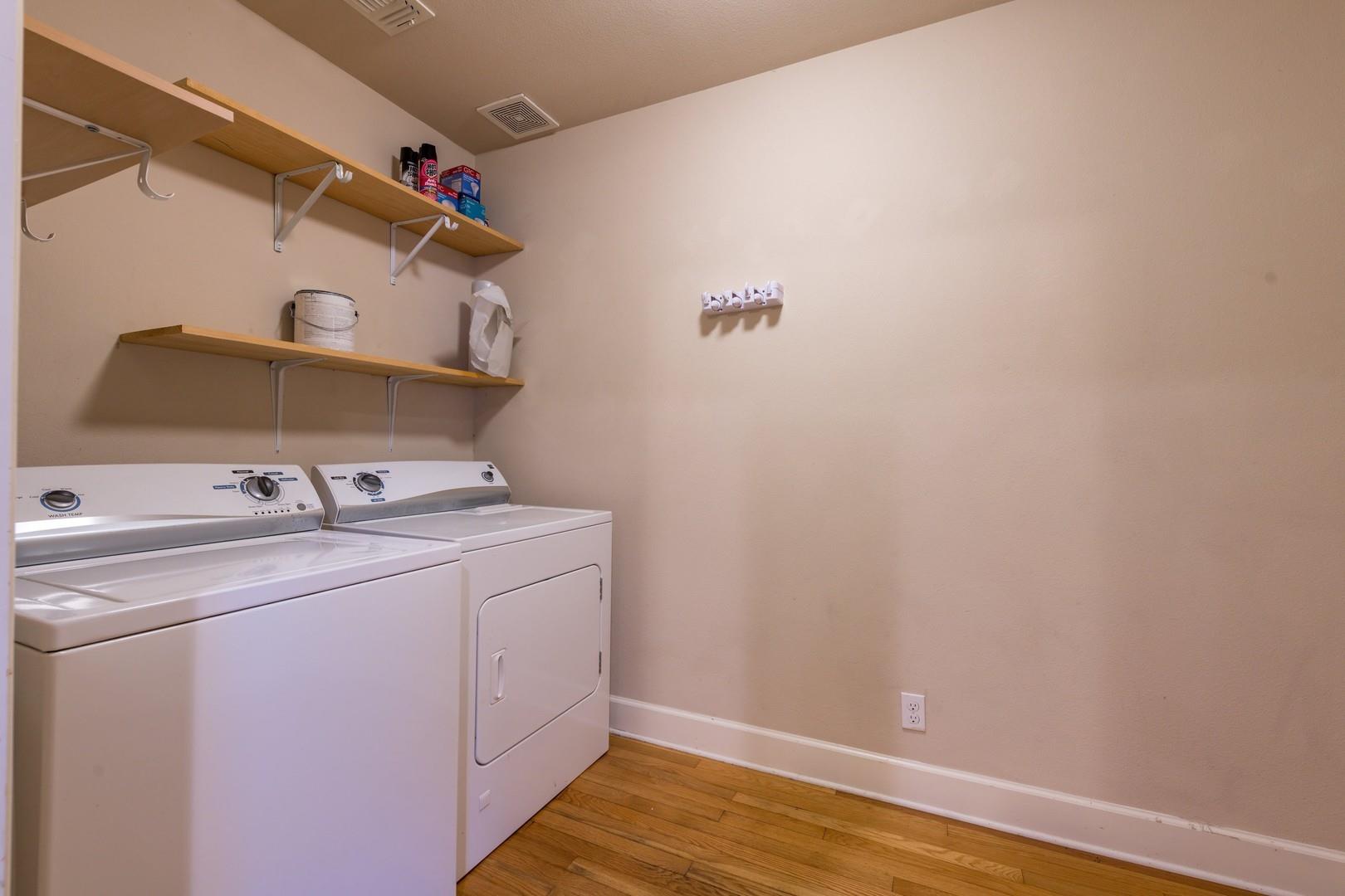 921 E 37th St # A, Austin, TX 78705