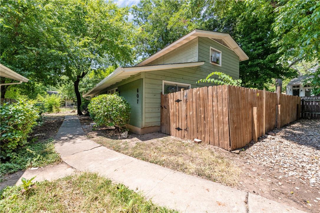 607 E 43rd St # A, Austin, TX 78751