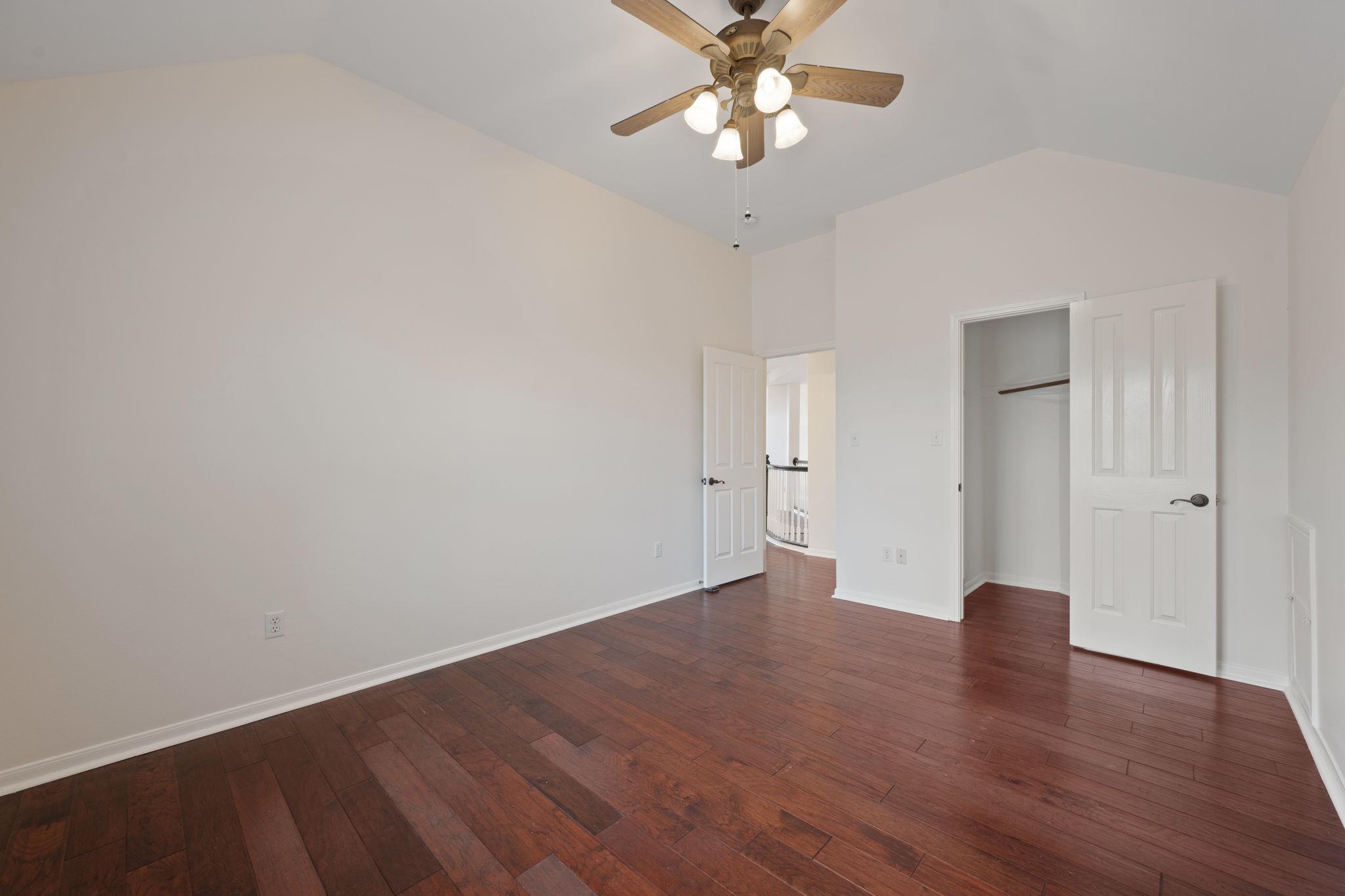 5813 Anselm Ct, Austin, TX 78739