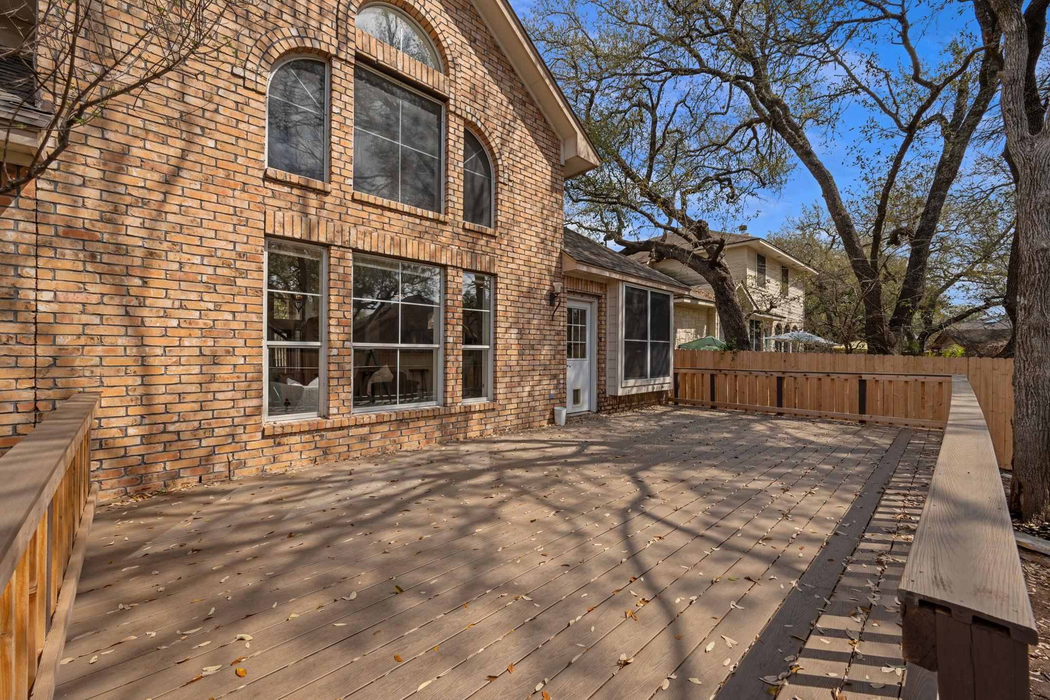 5813 Anselm Ct, Austin, TX 78739