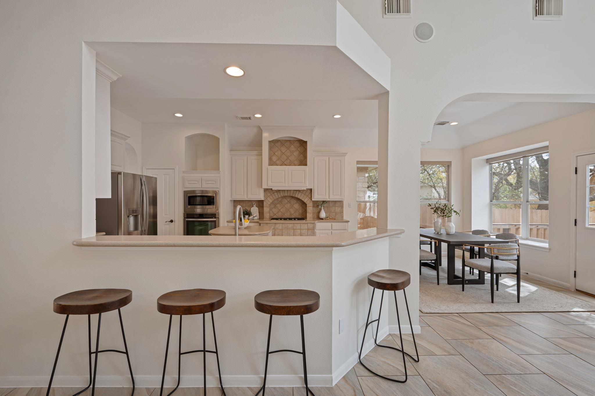 5813 Anselm Ct, Austin, TX 78739