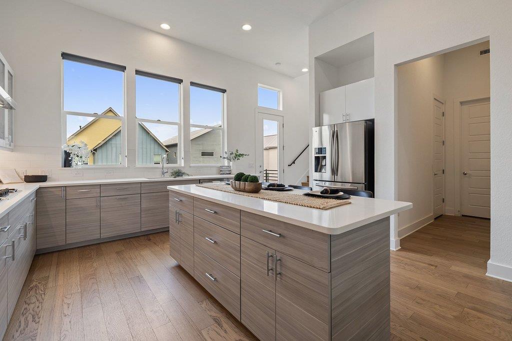 6124 Florencia Ln, Austin, TX 78724