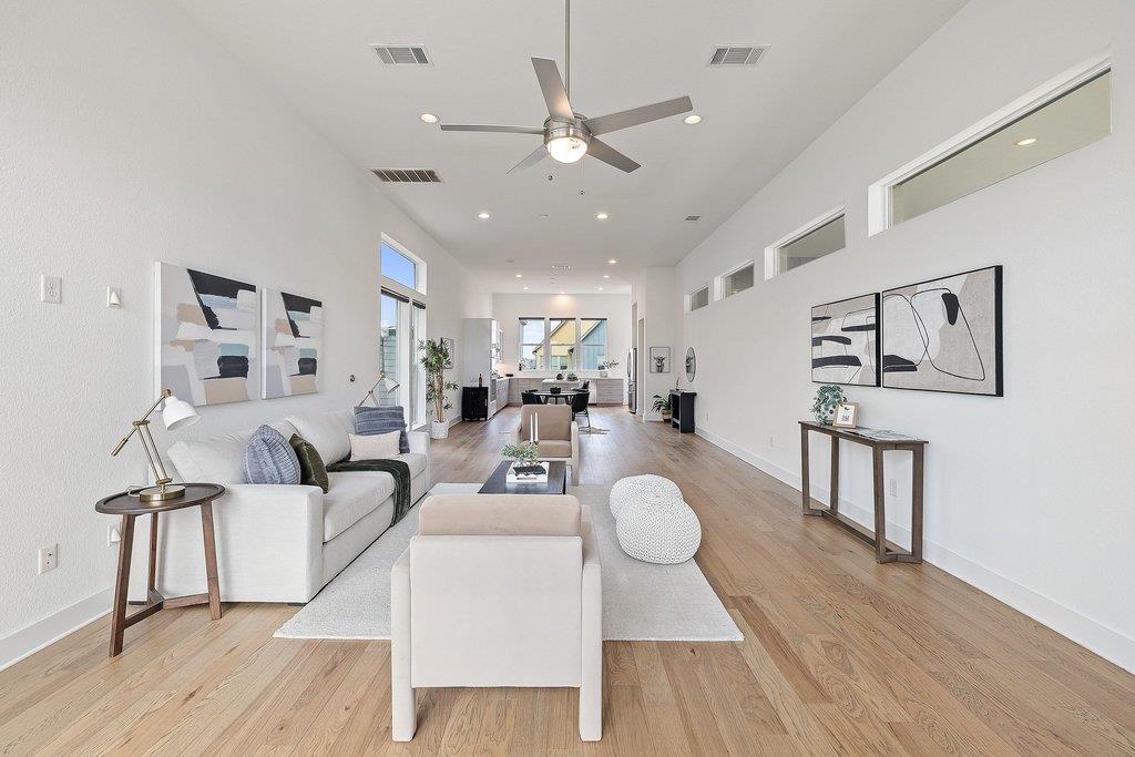 6124 Florencia Ln, Austin, TX 78724