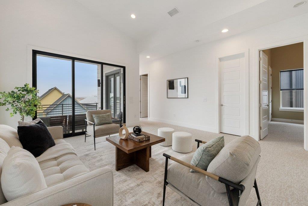 6124 Florencia Ln, Austin, TX 78724