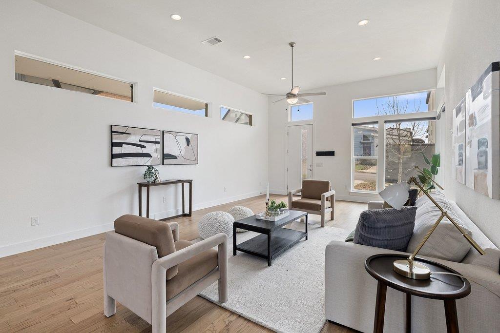 6124 Florencia Ln, Austin, TX 78724