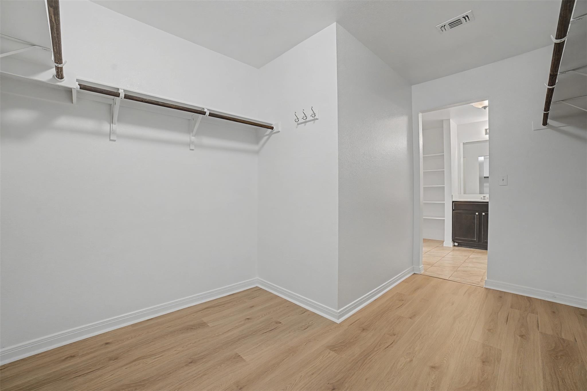 165 Dusky Thrush Dr, Kyle, TX 78640