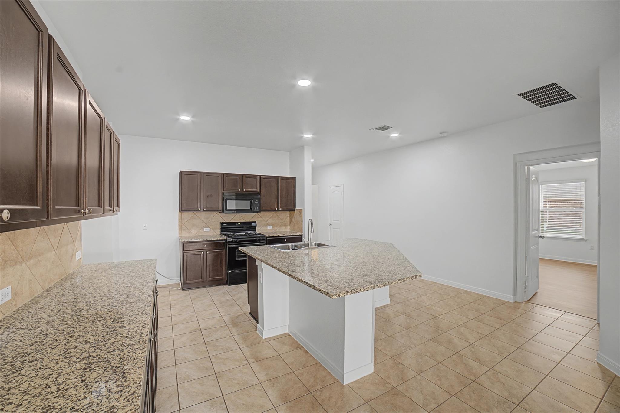 165 Dusky Thrush Dr, Kyle, TX 78640