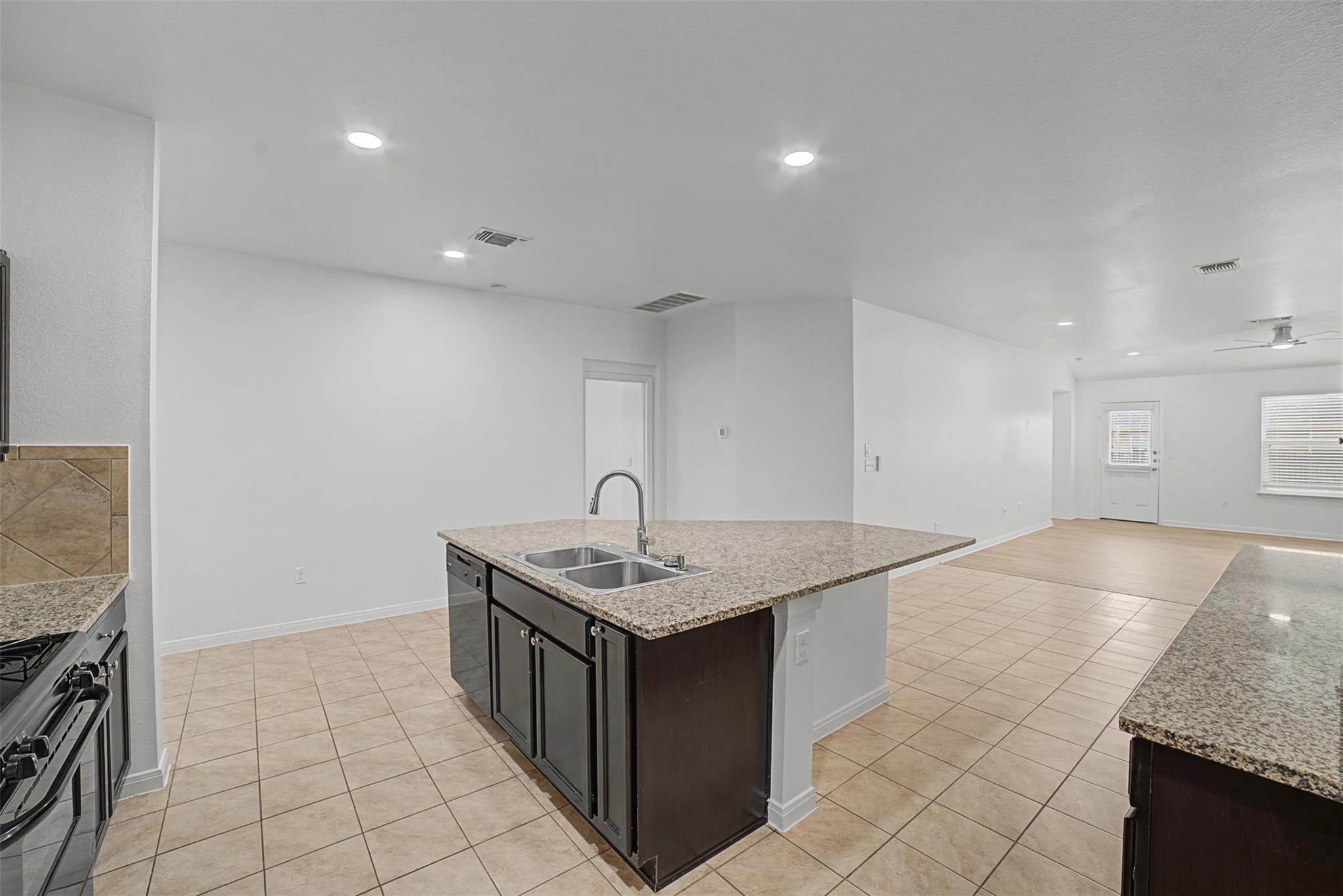 165 Dusky Thrush Dr, Kyle, TX 78640