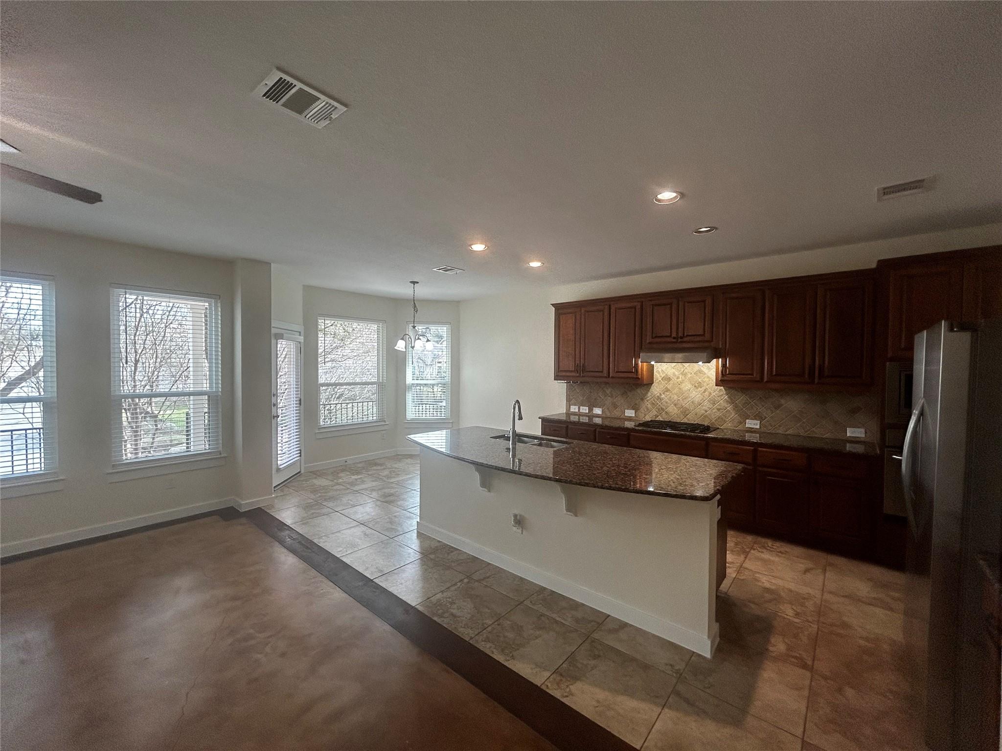 43 Cypress Knee Ln # 87, Lakeway, TX 78734