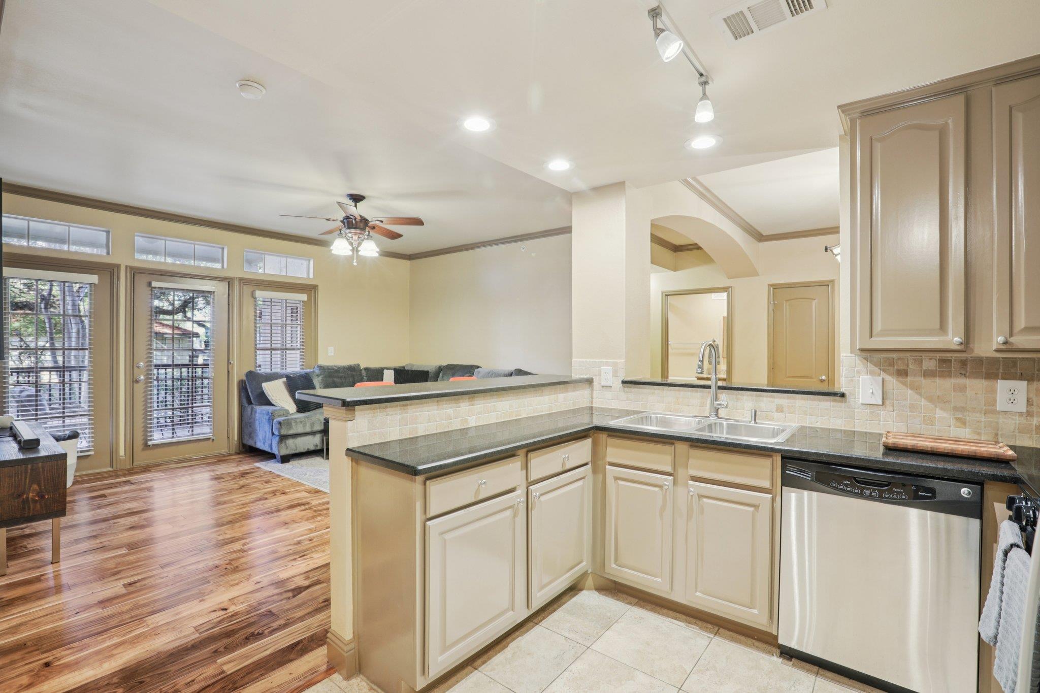 9525 N Capital Of Texas Highway # 413, Austin, TX 78759