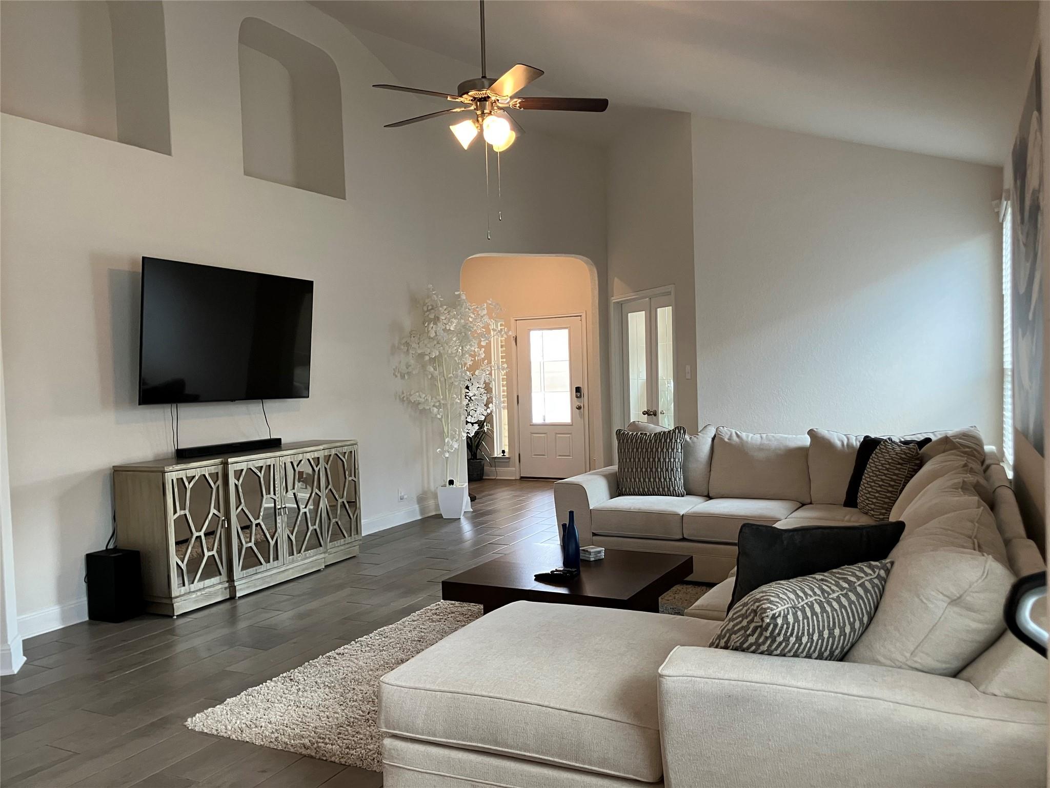 9419 Bracted Sedge Dr, San Antonio, TX 78254