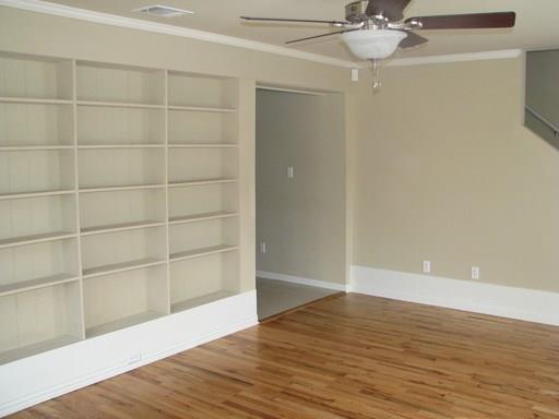 907 W 30th St # B, Austin, TX 78705