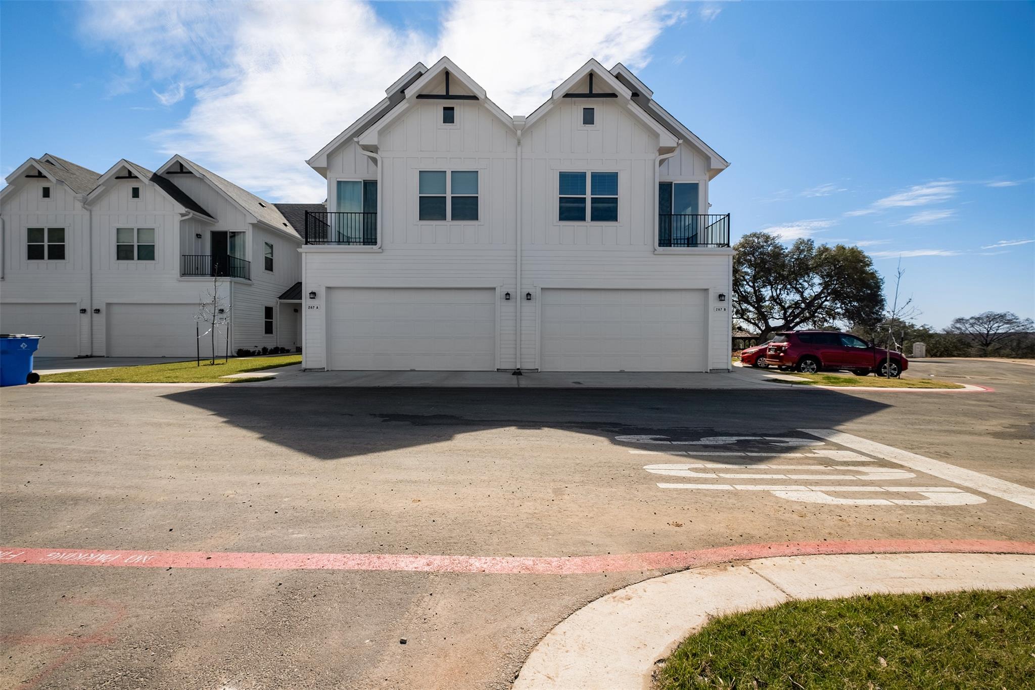 267 Lourdes Ct # B, Dripping Springs, TX 78620