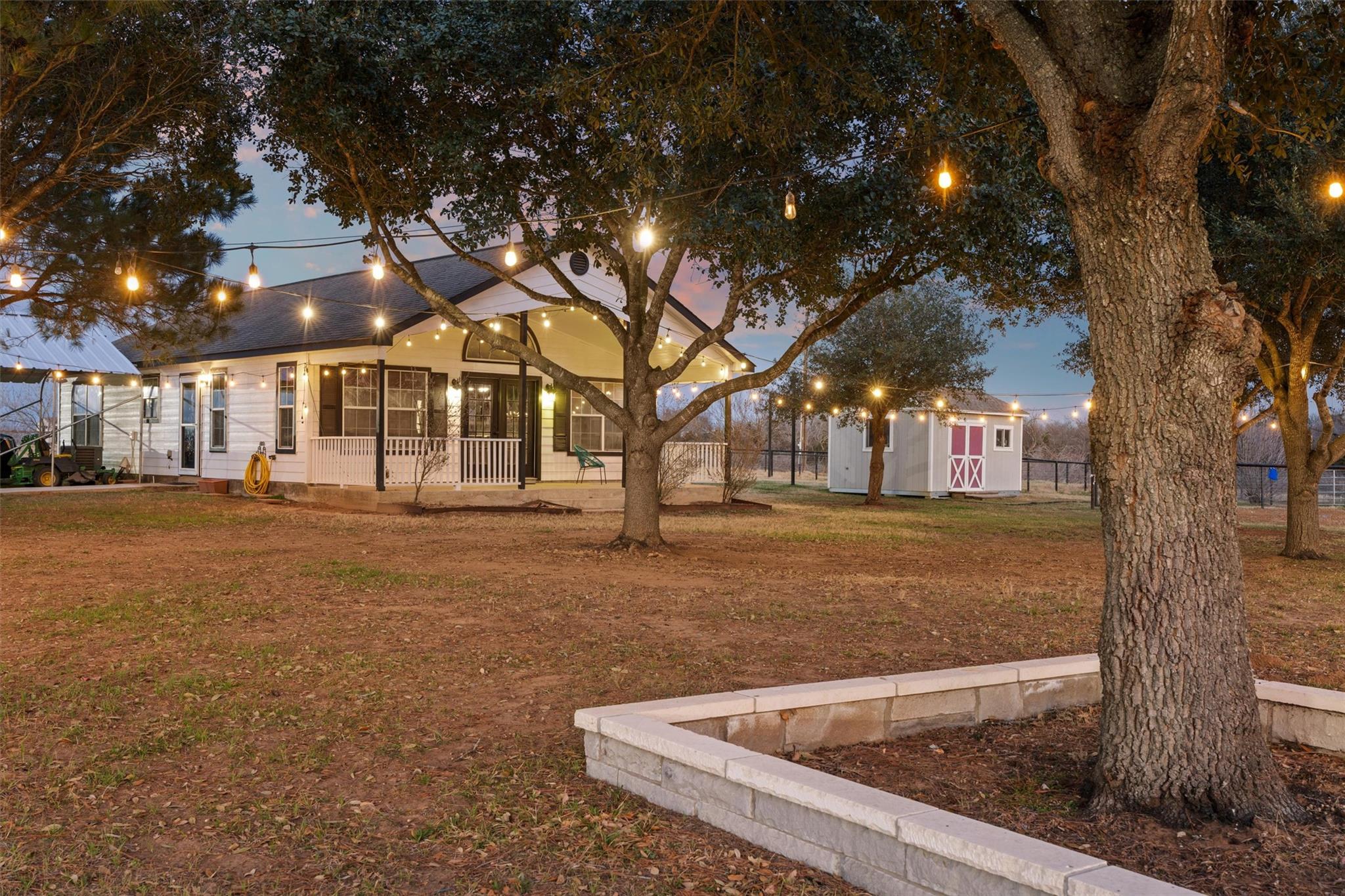 178 Balch Rd, Elgin, TX 78621