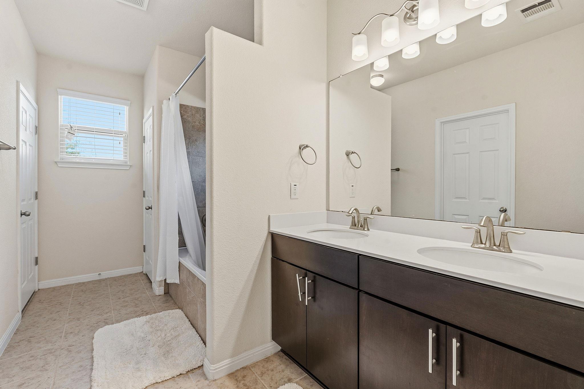 9510 Tanager Way # 111, Austin, TX 78748