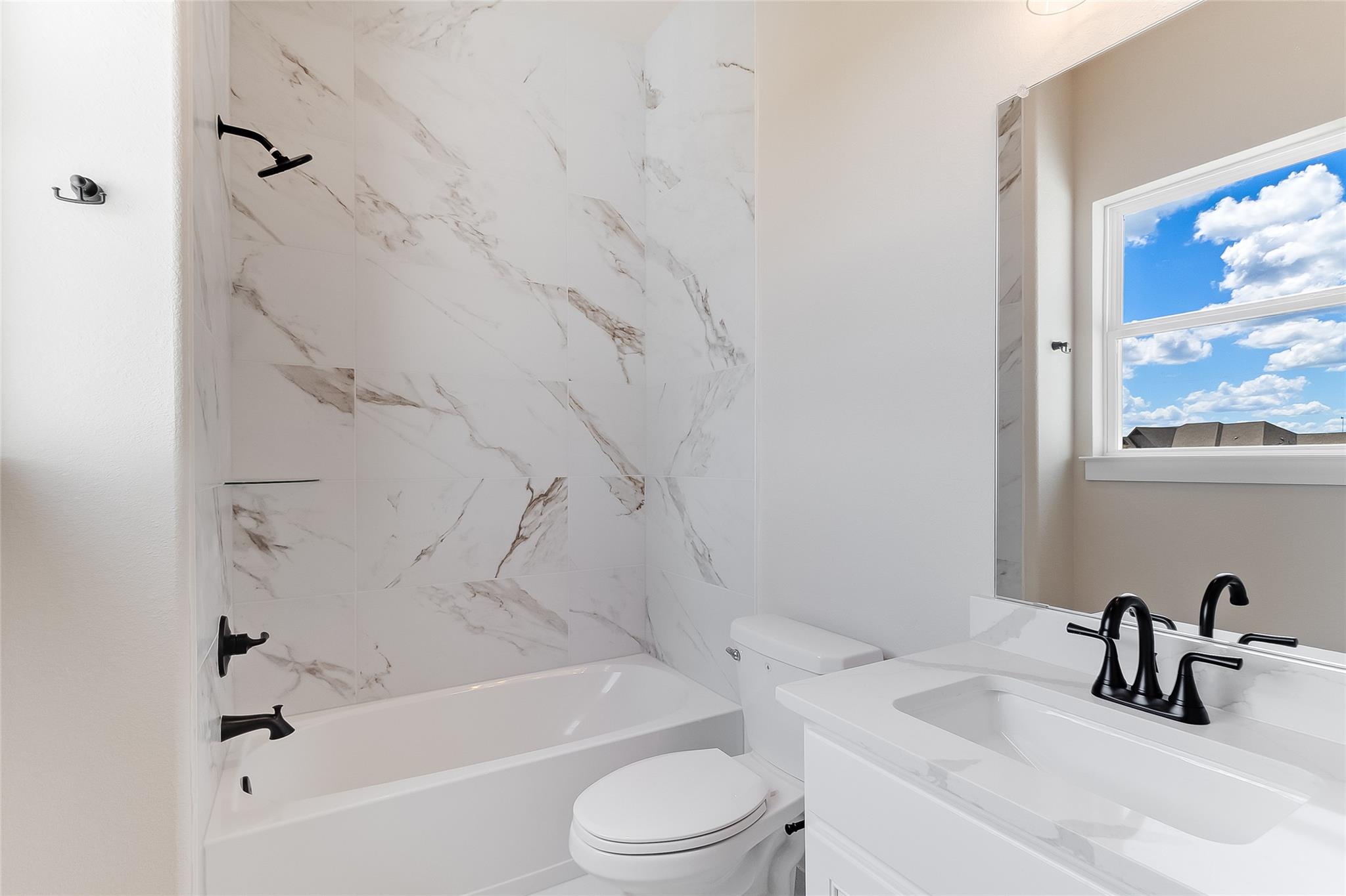 130 Draper Ln, Bertram, TX 78605