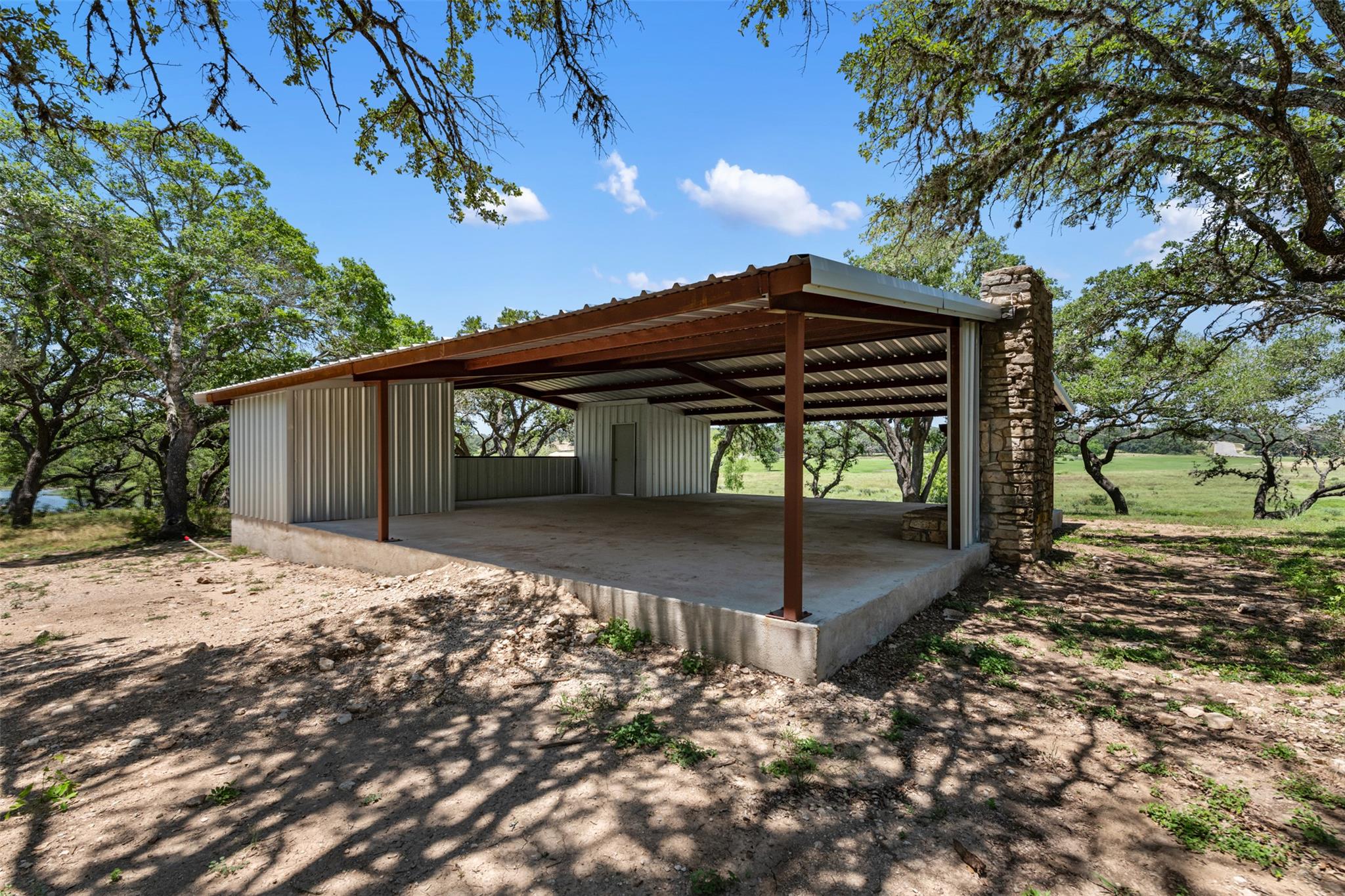 155 Crosswater Ln, Dripping Springs, TX 78620