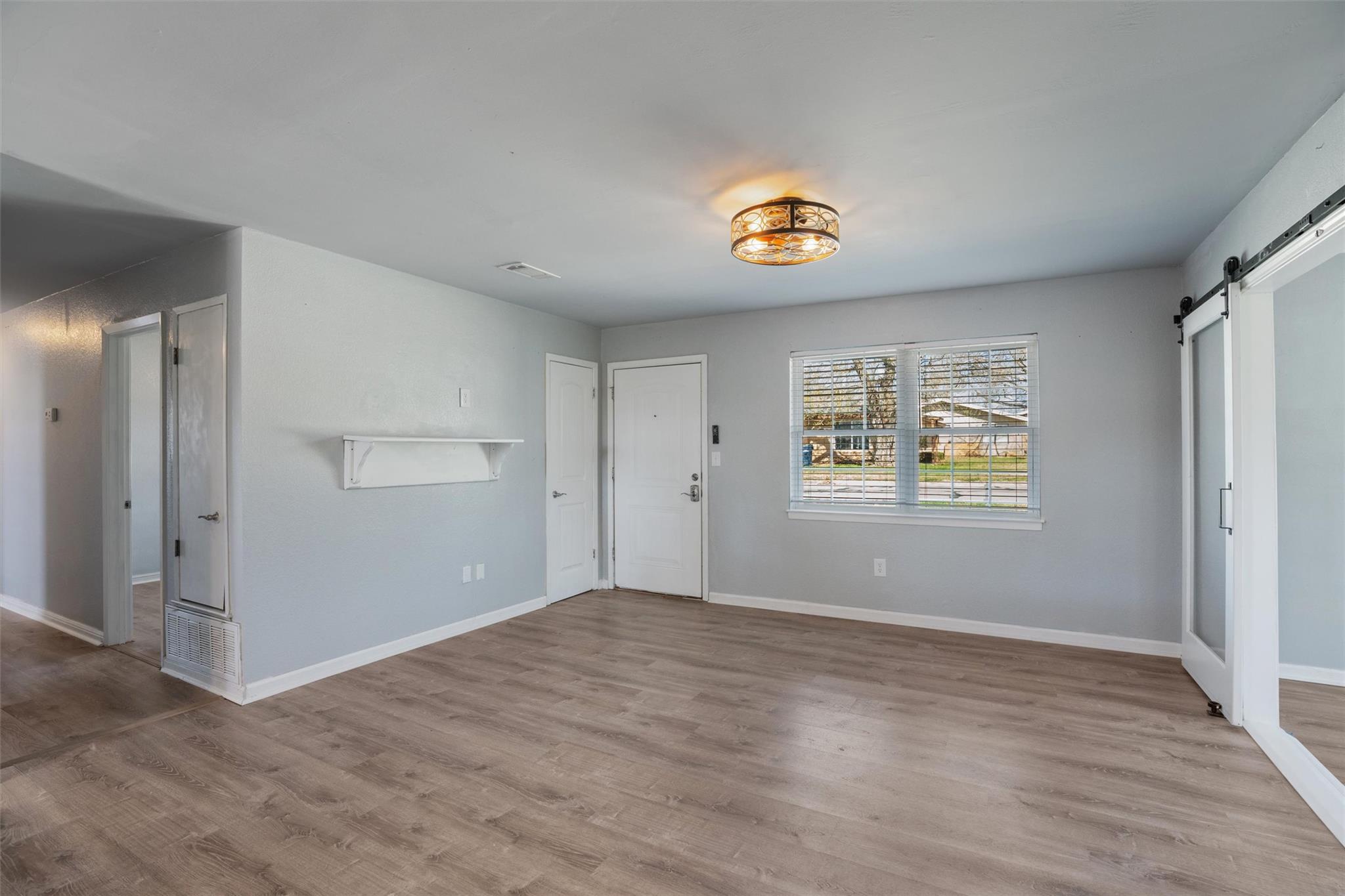 801 E Johnson St, Burnet, TX 78611