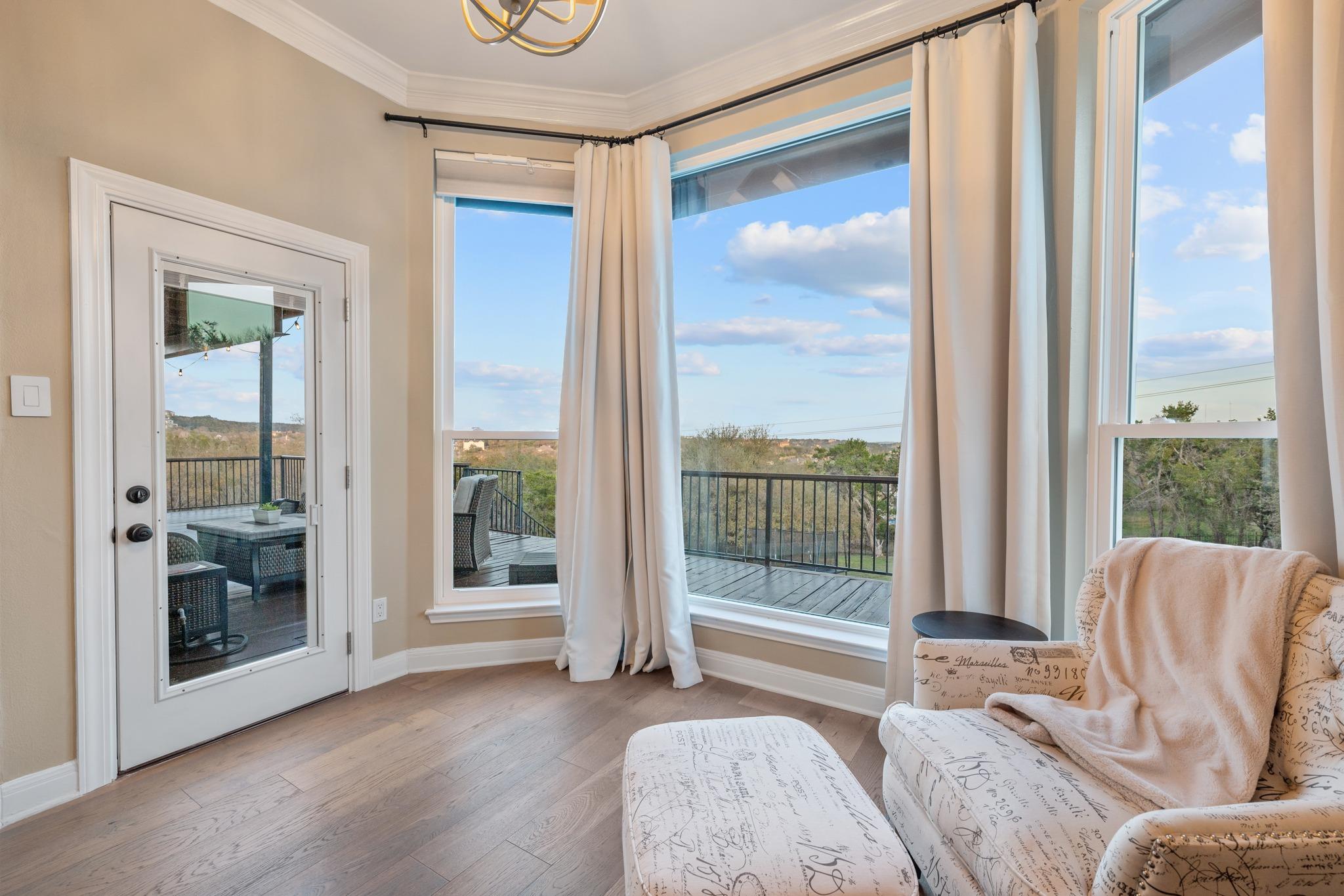 9708 Big View Dr, Austin, TX 78730