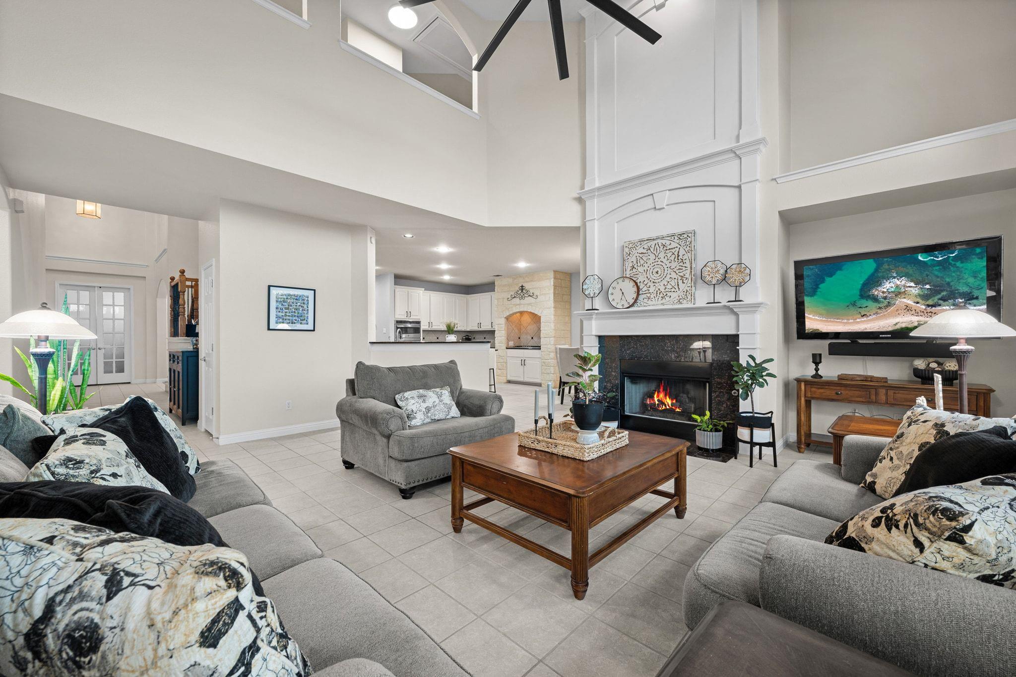 15021 SPILLMAN RANCH Loop, Austin, TX 78738