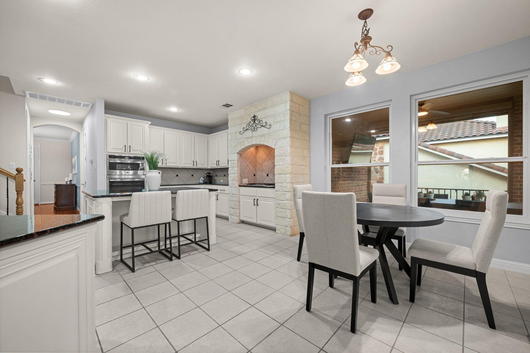 15021 SPILLMAN RANCH Loop, Austin, TX 78738