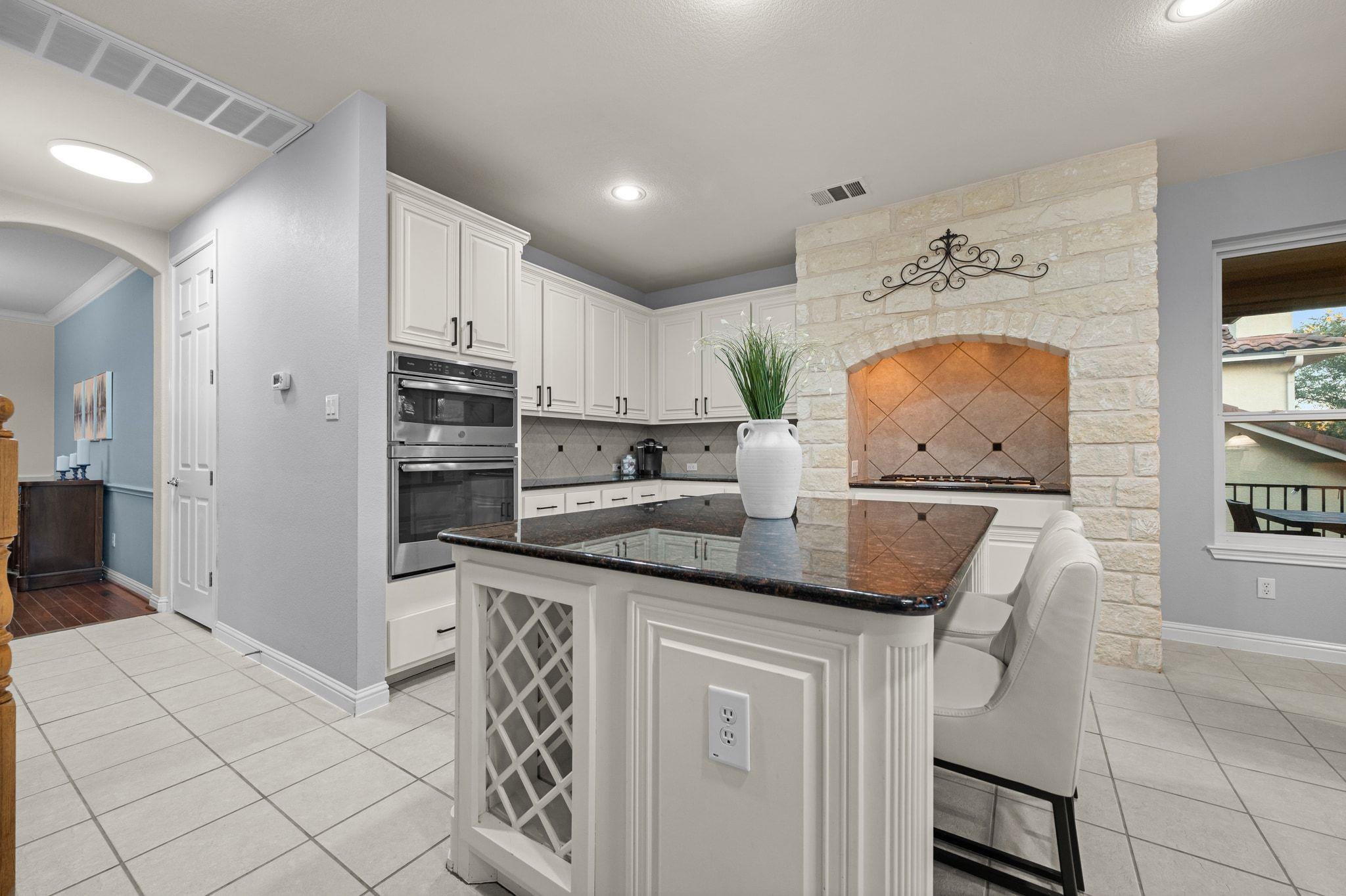 15021 SPILLMAN RANCH Loop, Austin, TX 78738