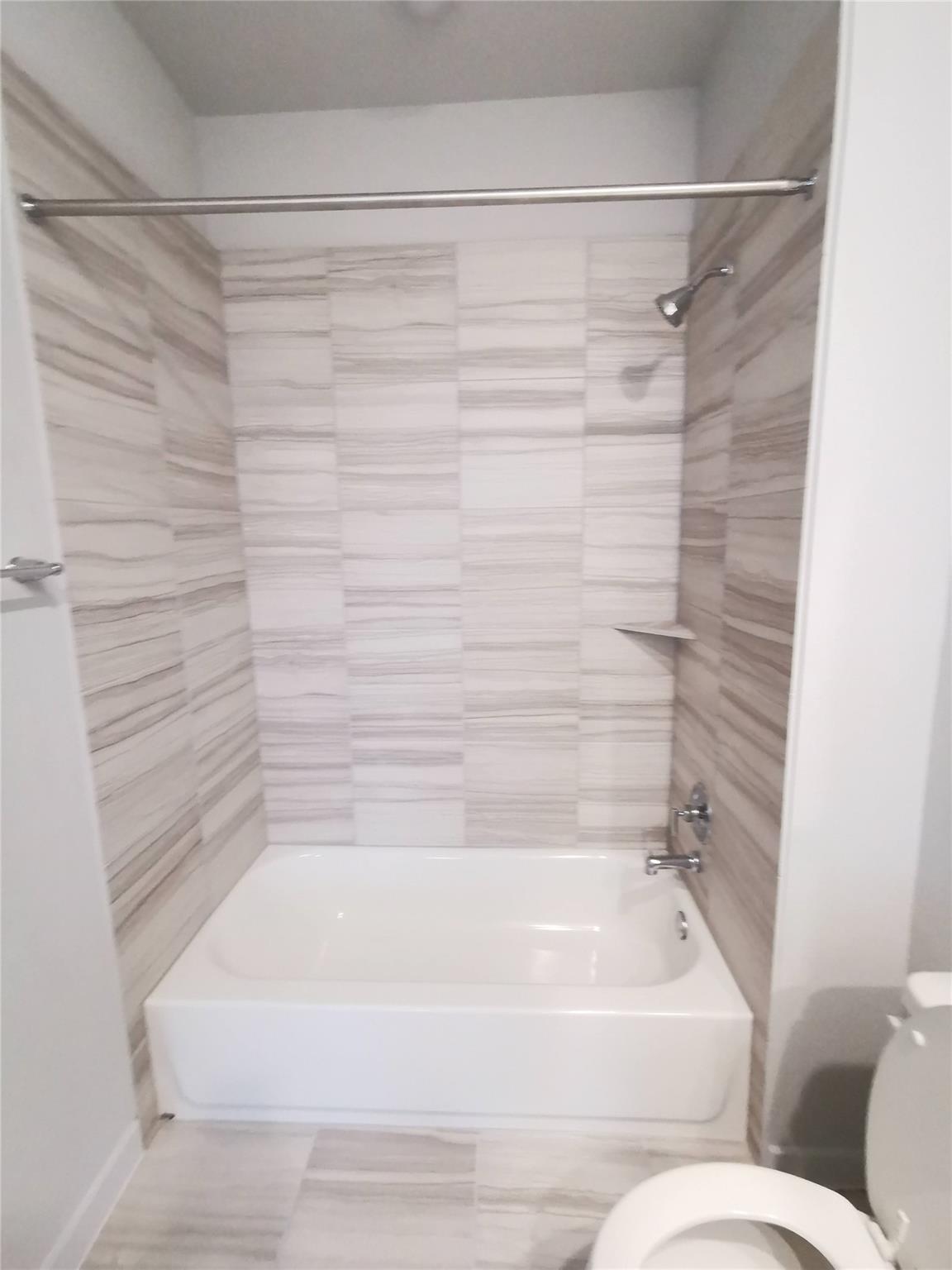 605 W South St # 332, Leander, TX 78641