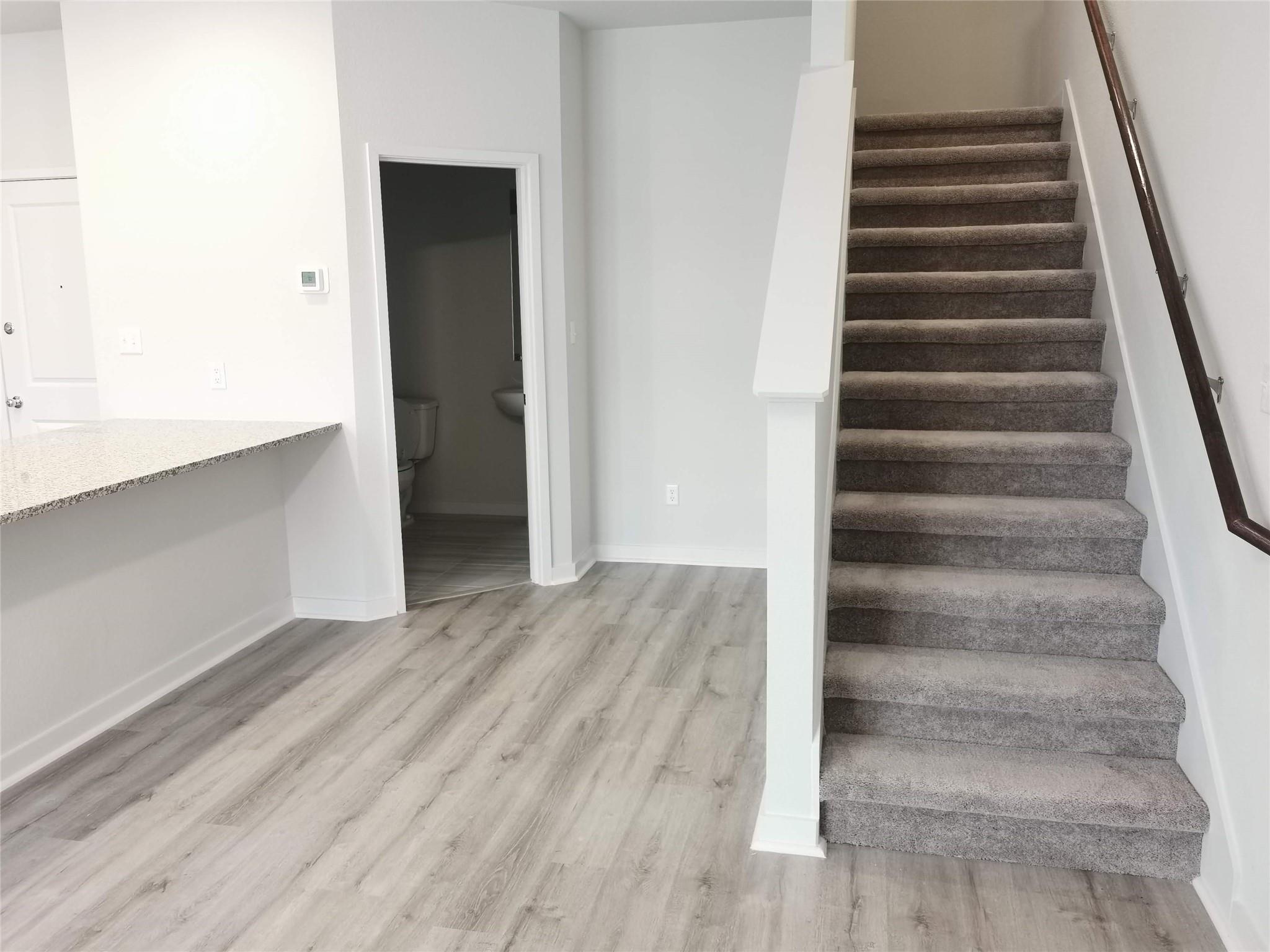 605 W South St # 332, Leander, TX 78641