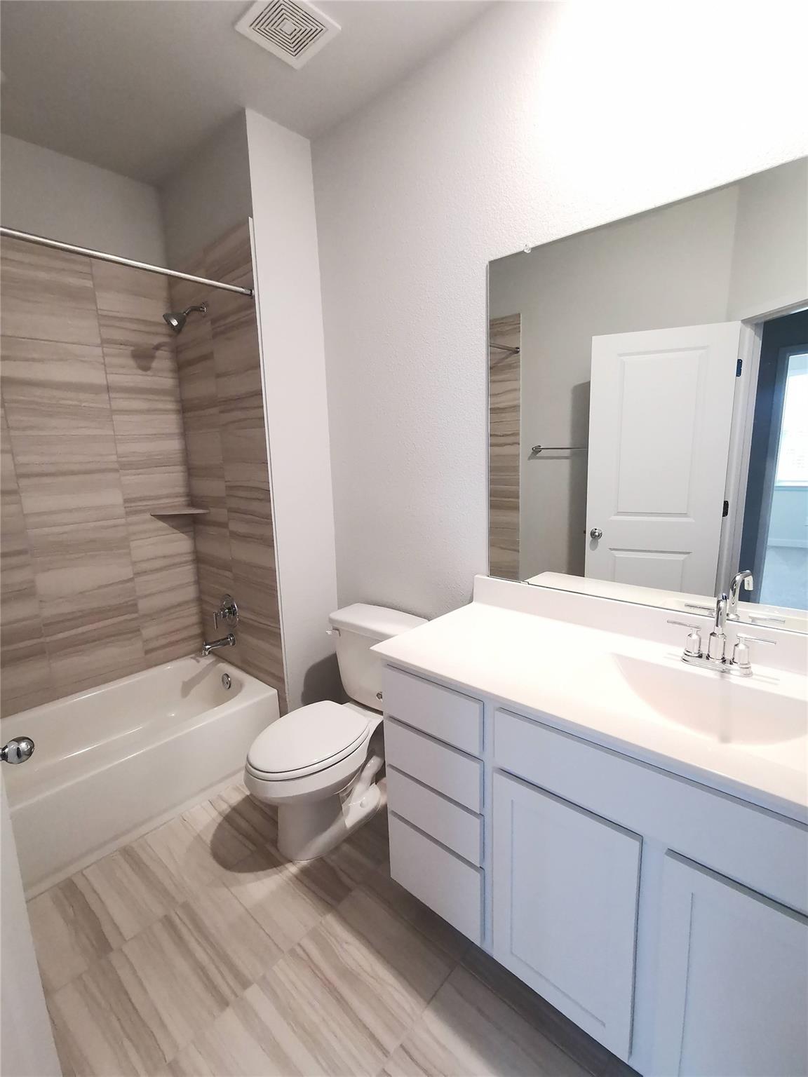 605 W South St # 332, Leander, TX 78641