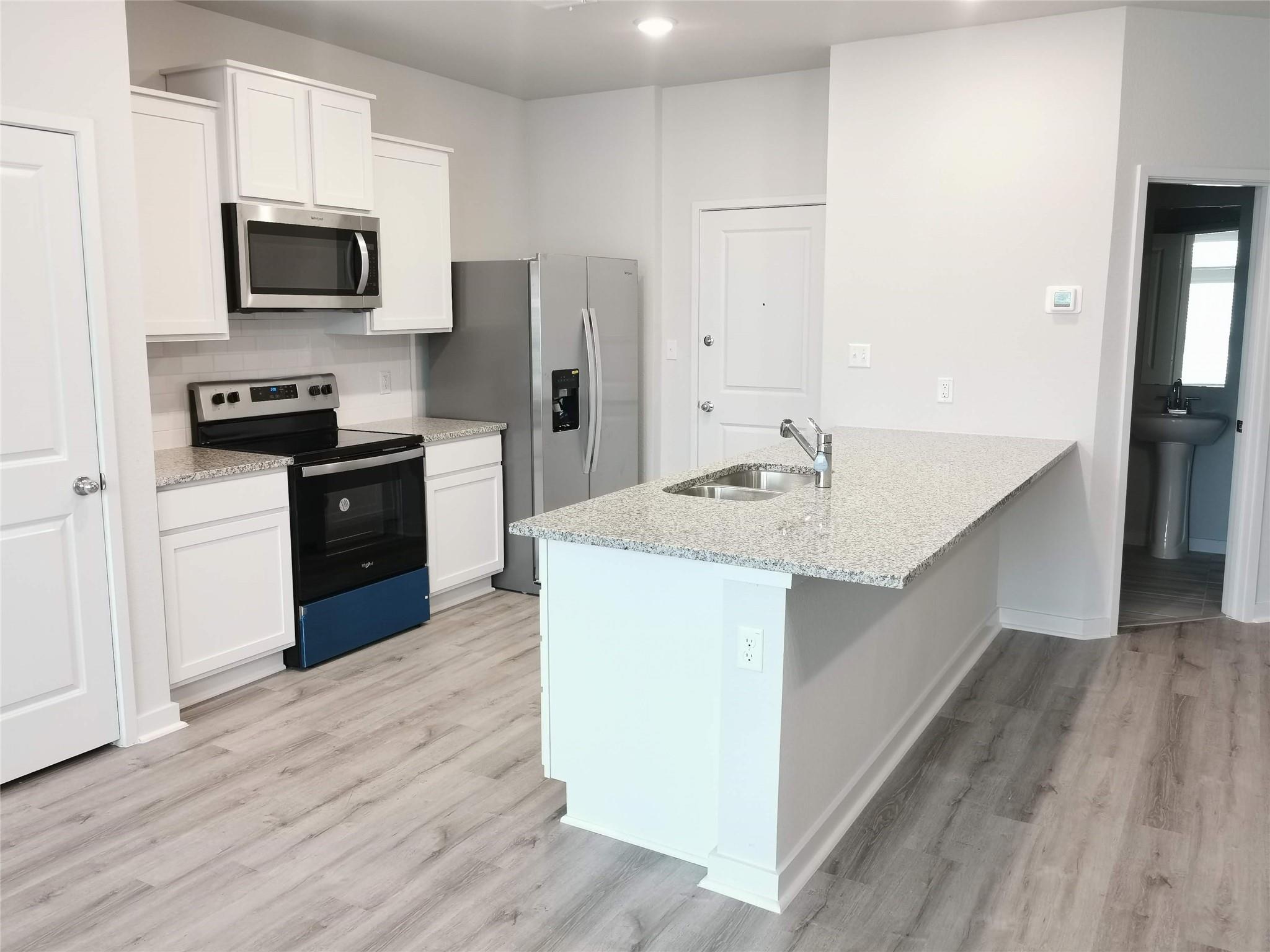 605 W South St # 332, Leander, TX 78641