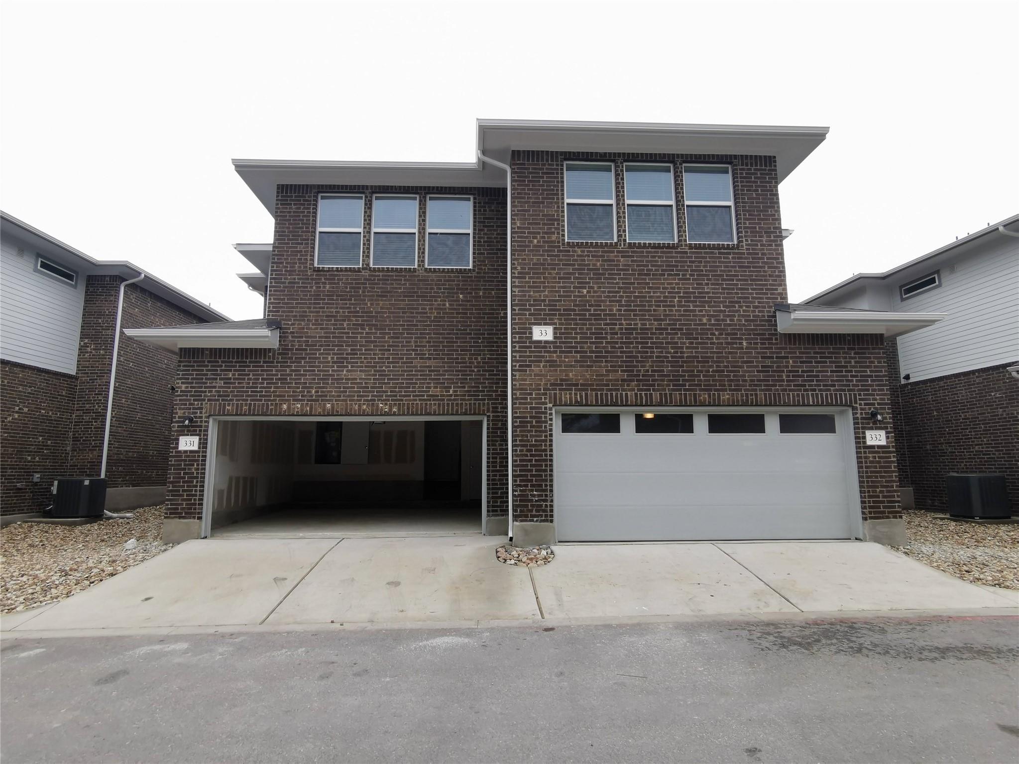 605 W South St # 332, Leander, TX 78641