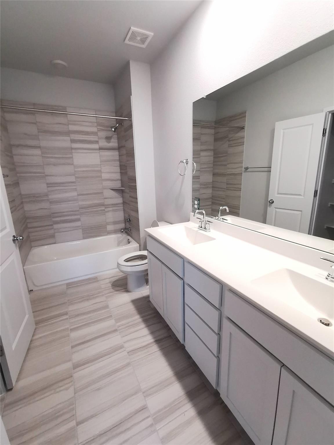 605 W South St # 332, Leander, TX 78641