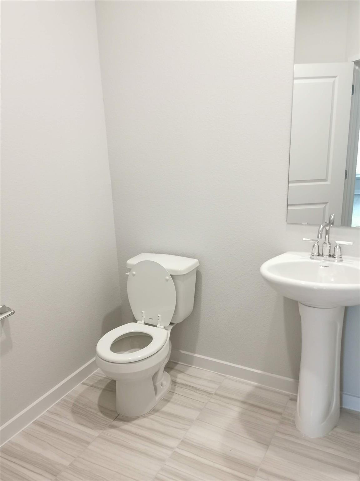 605 W South St # 332, Leander, TX 78641