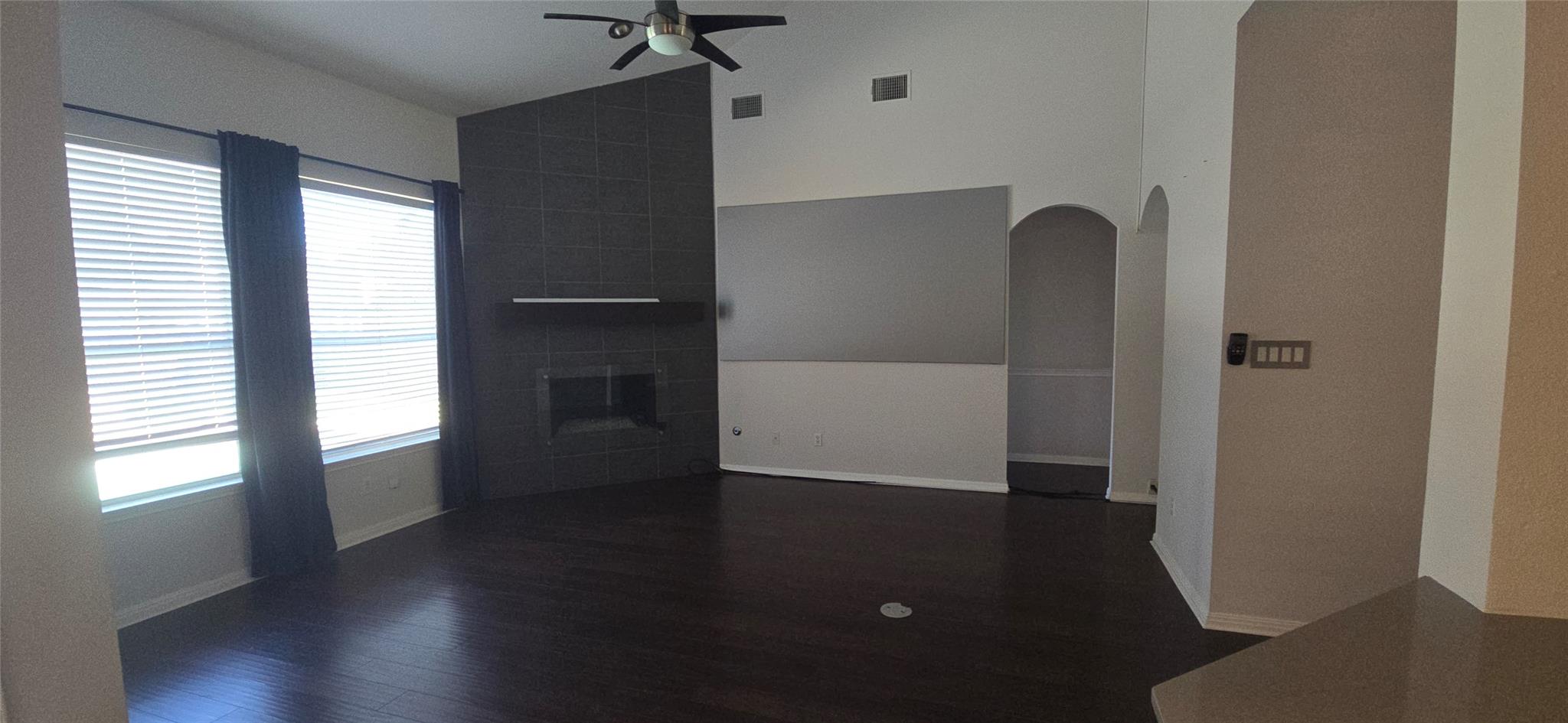 420 Valona Loop, Round Rock, TX 78681