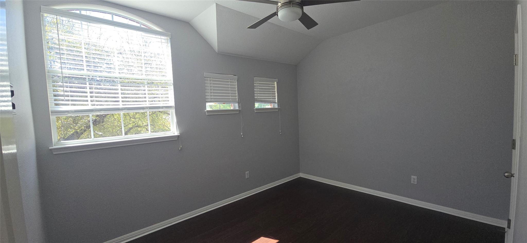 420 Valona Loop, Round Rock, TX 78681