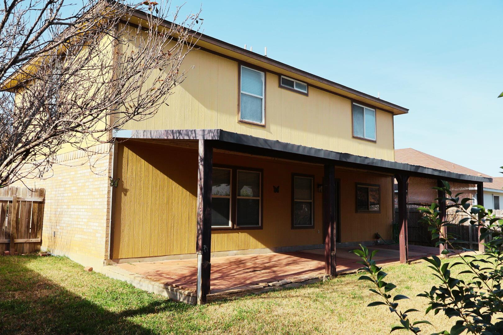 104 Golden Gate Dr, Leander, TX 78641