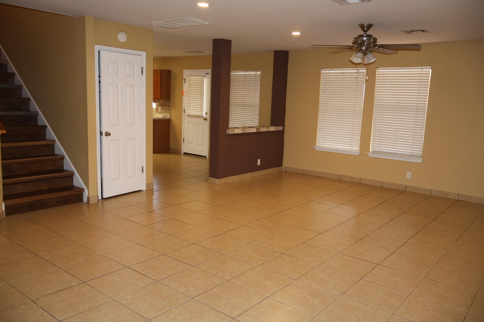 104 Golden Gate Dr, Leander, TX 78641