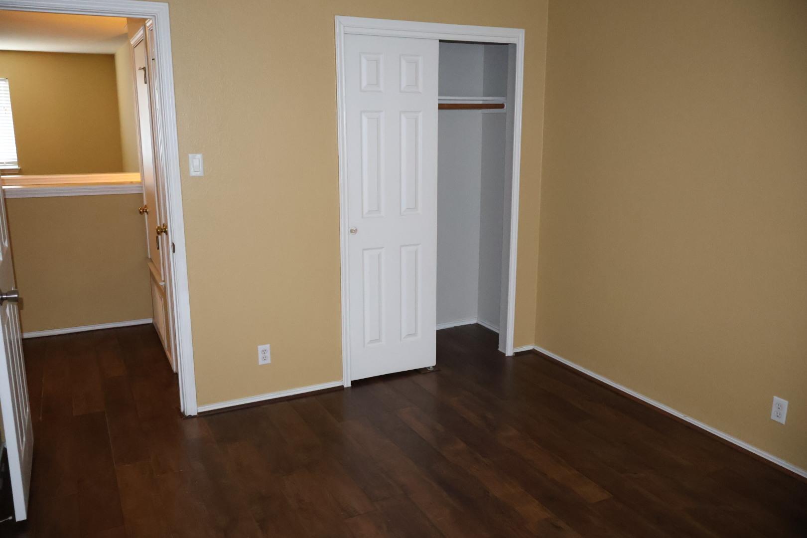 104 Golden Gate Dr, Leander, TX 78641