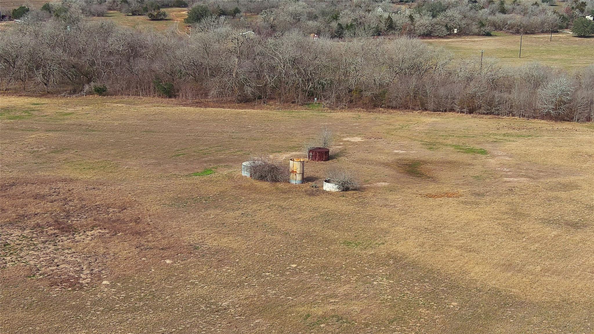 5510 Old McMahan Rd, Lockhart, TX 78644