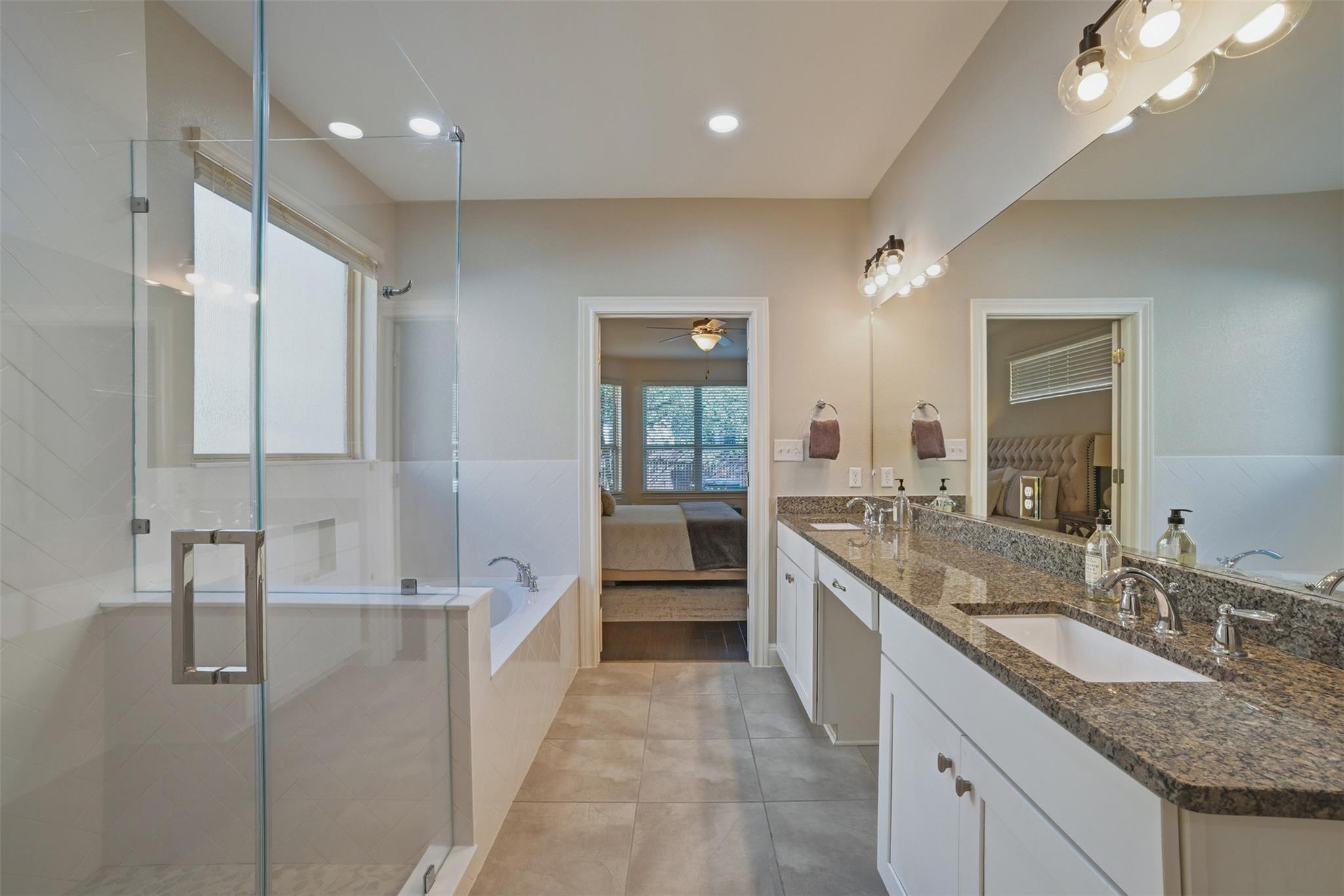 16025 Cinca Terra Dr, Austin, TX 78738