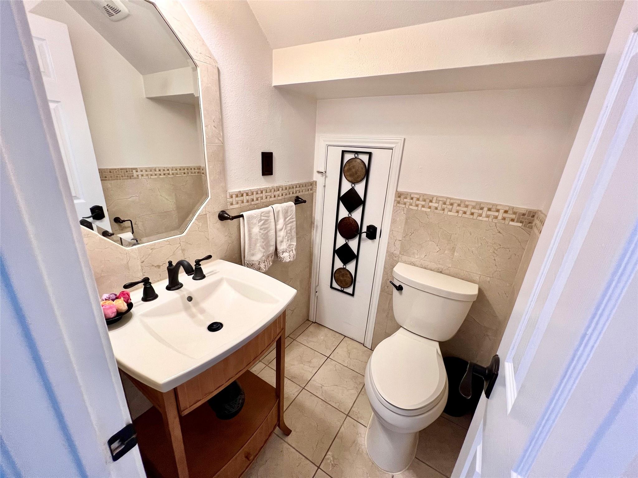 1722 Antler Crossing Dr, San Antonio, TX 78248