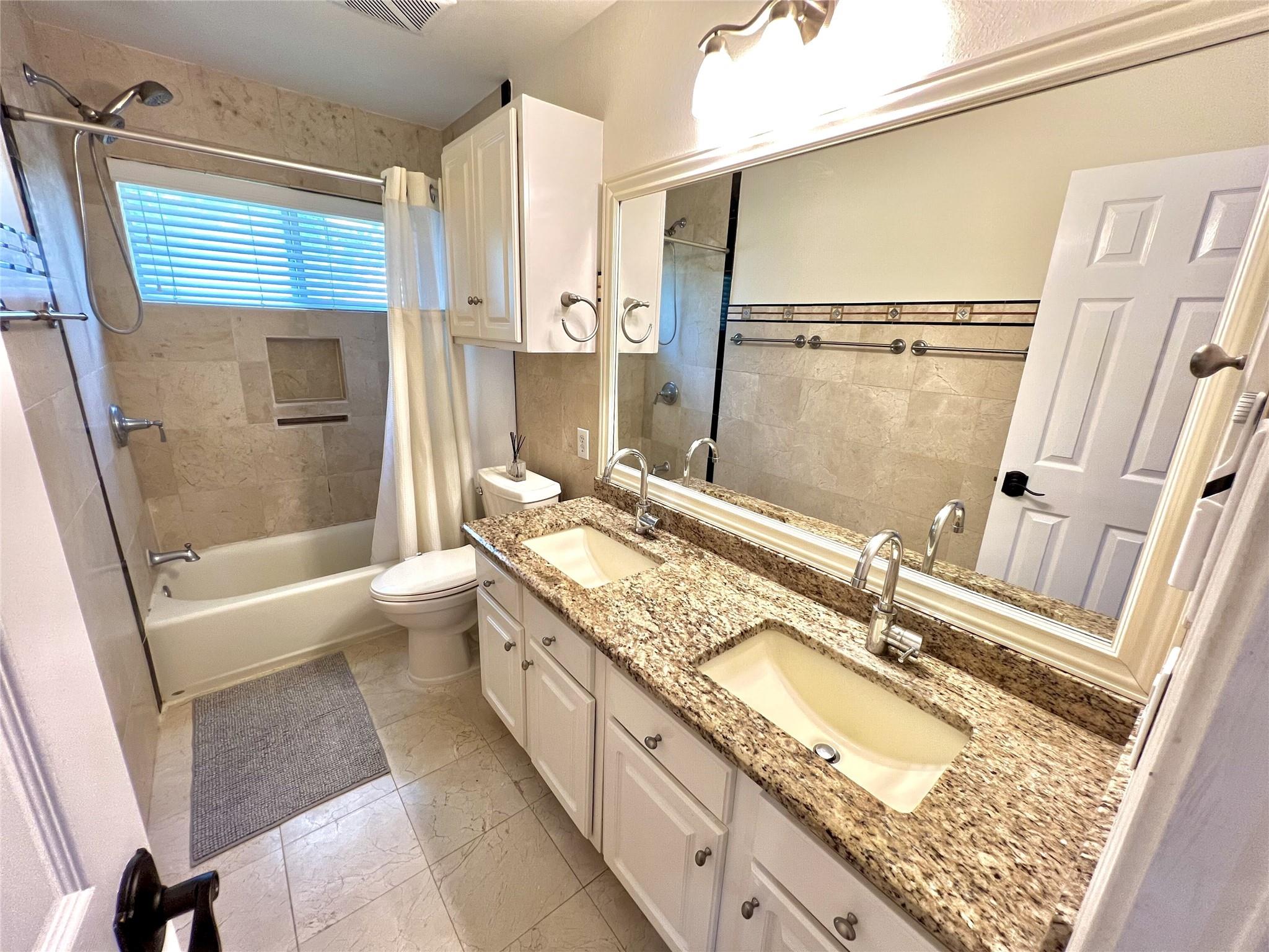 1722 Antler Crossing Dr, San Antonio, TX 78248