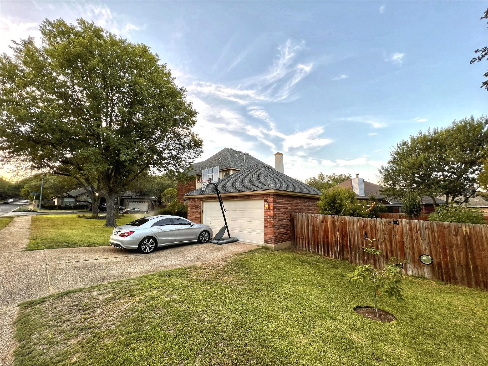 1722 Antler Crossing Dr, San Antonio, TX 78248
