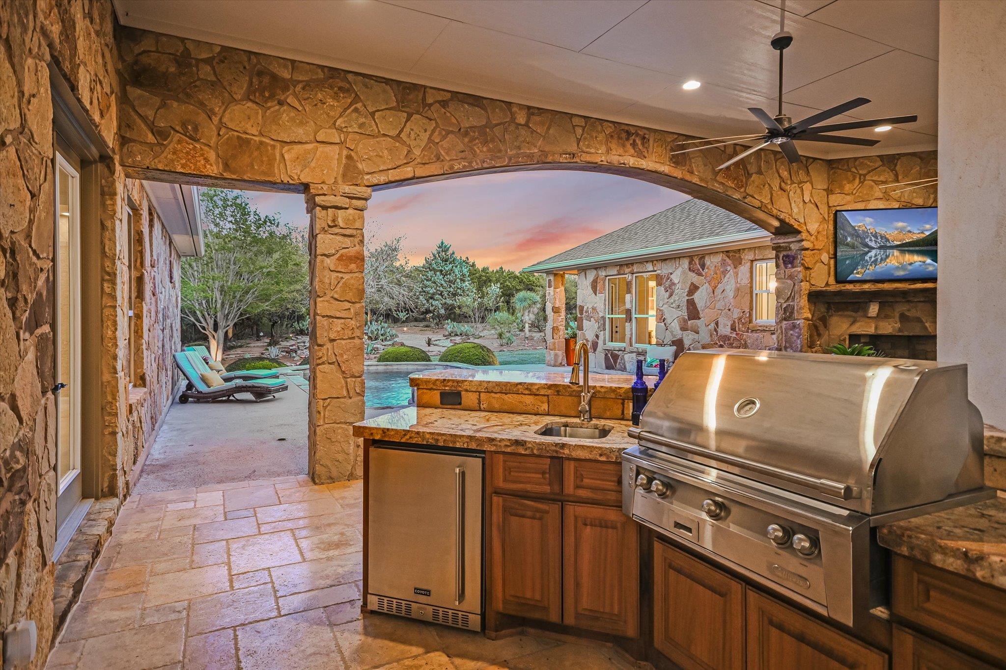 15086 Barrie Dr, Austin, TX 78734