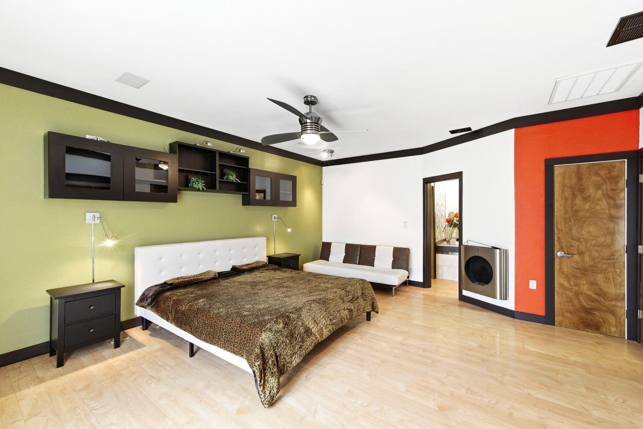 1301 S 1st St # 1 & 2, Austin, TX 78704