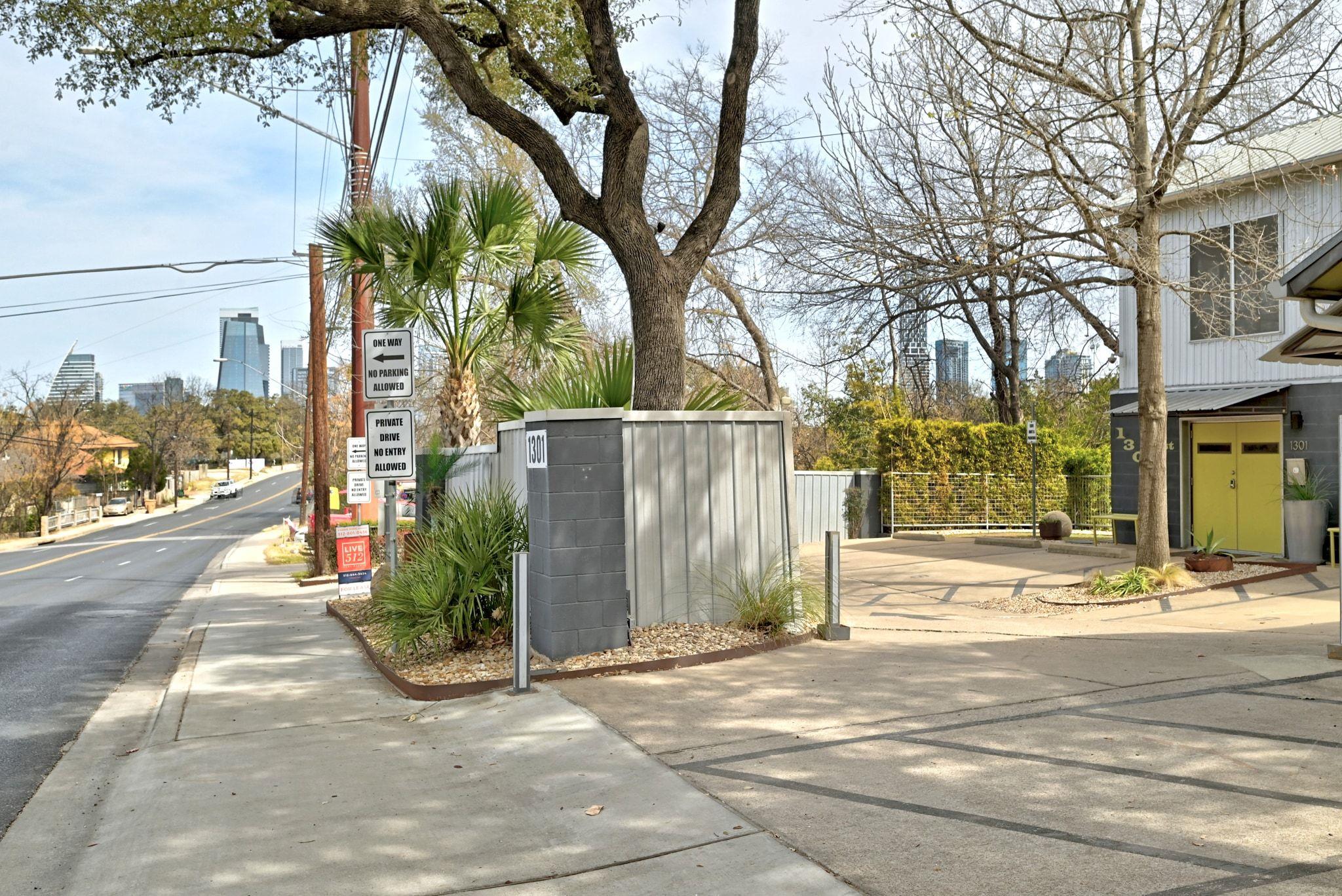 1301 S 1st St # 1 & 2, Austin, TX 78704