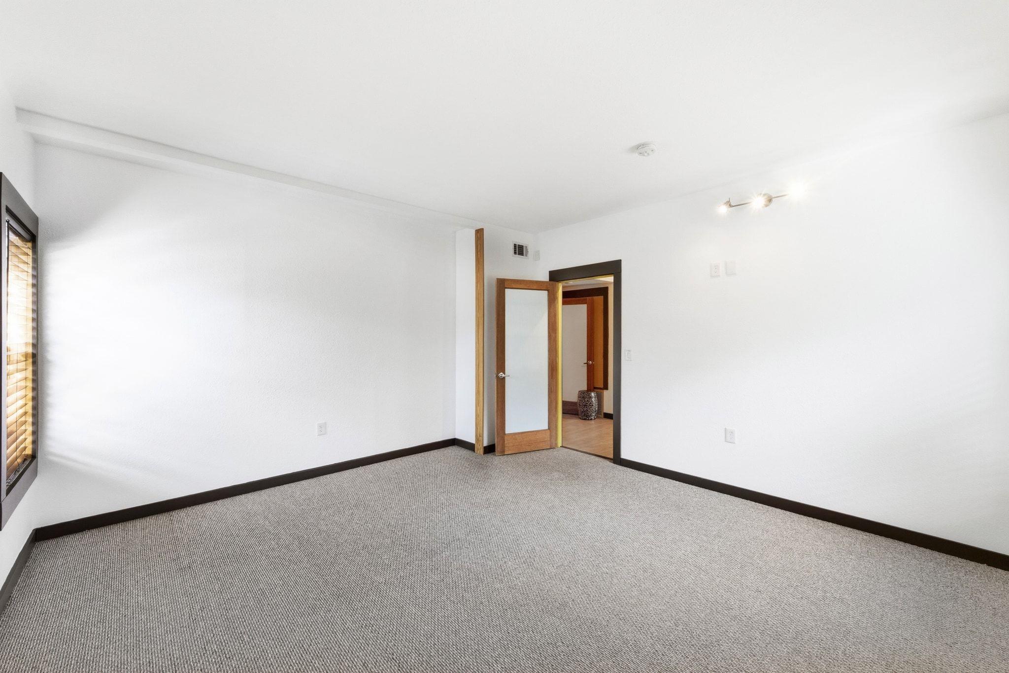 1301 S 1st St # 1 & 2, Austin, TX 78704