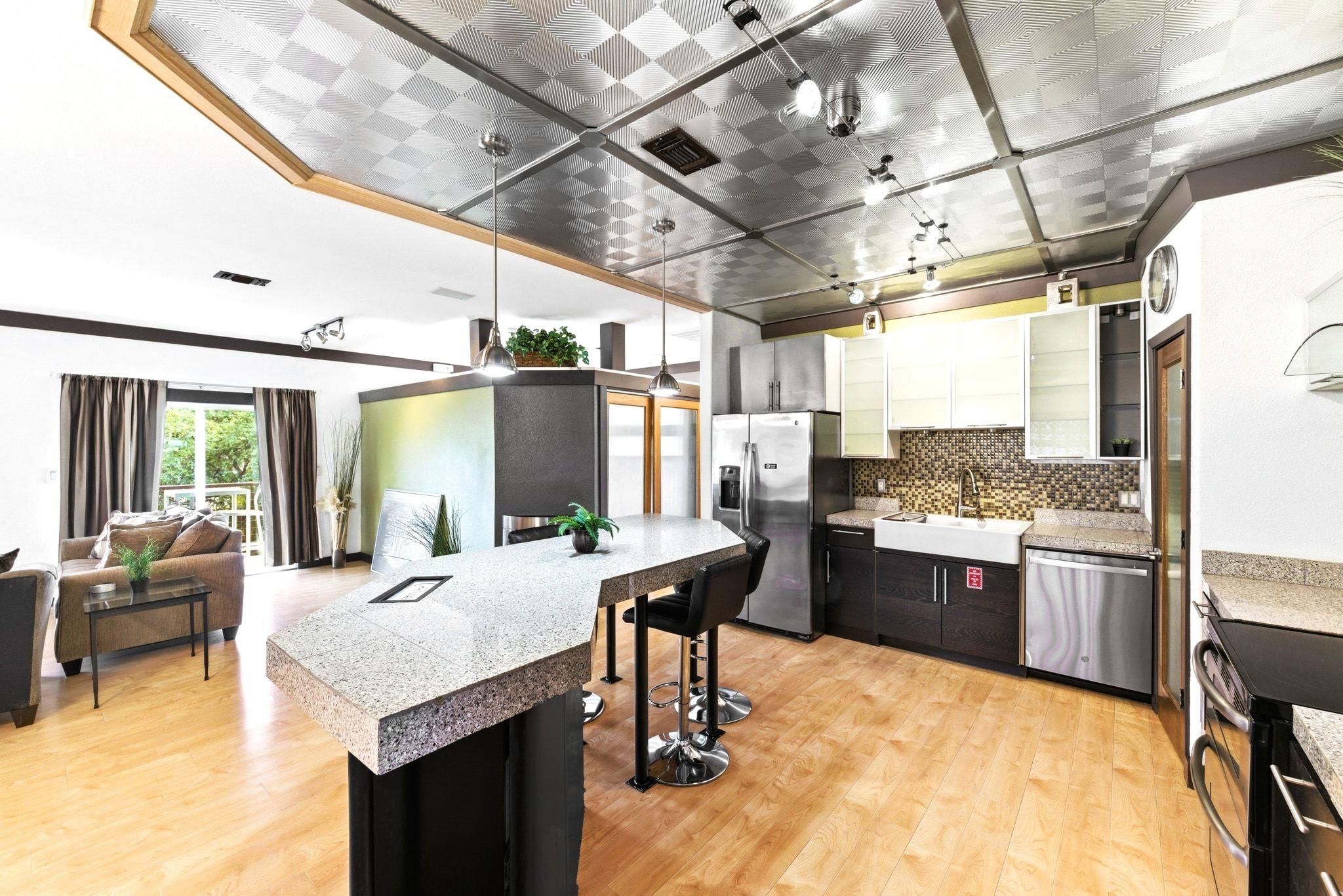 1301 S 1st St # 1 & 2, Austin, TX 78704