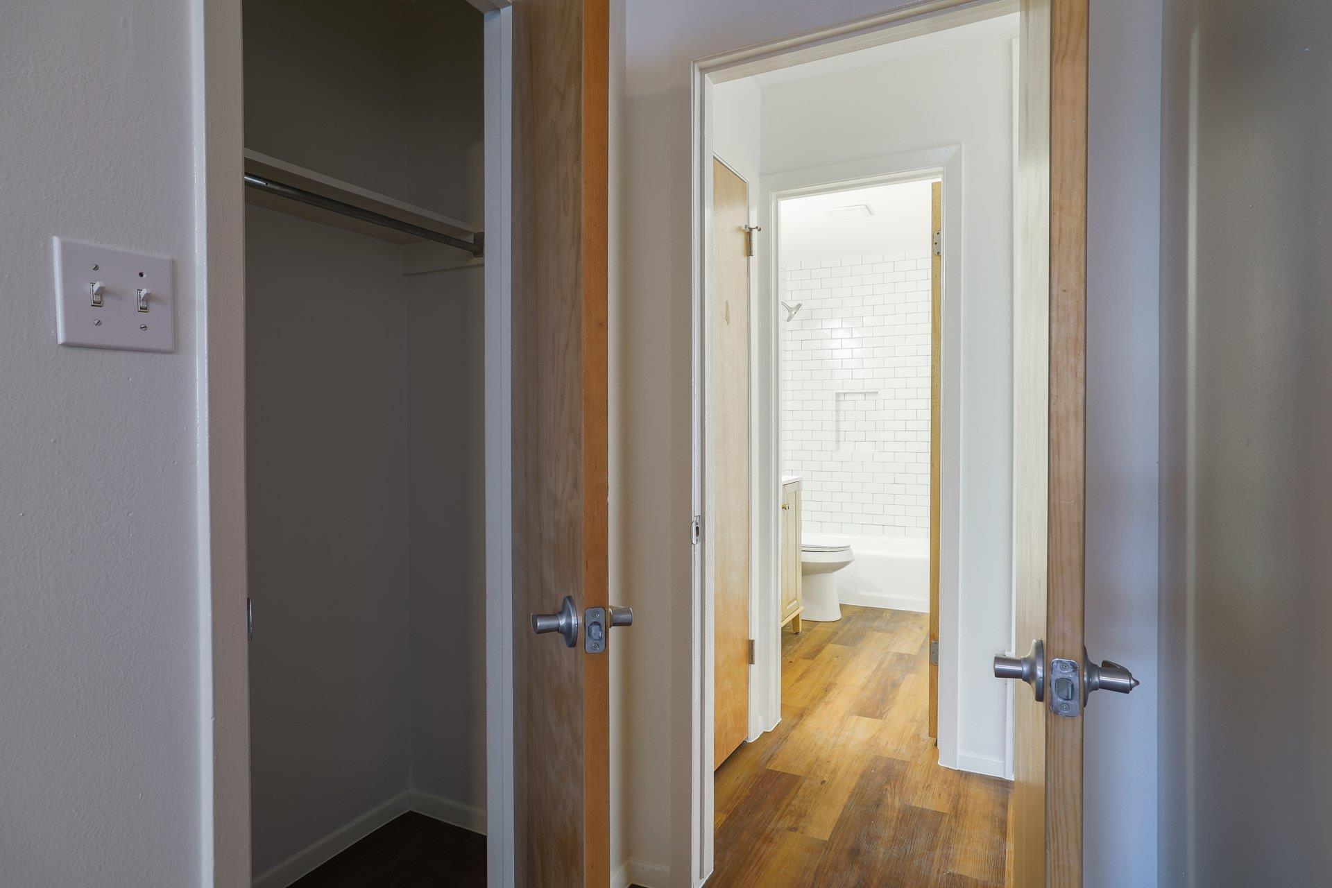 3401 Willowrun Cv # D, Austin, TX 78704