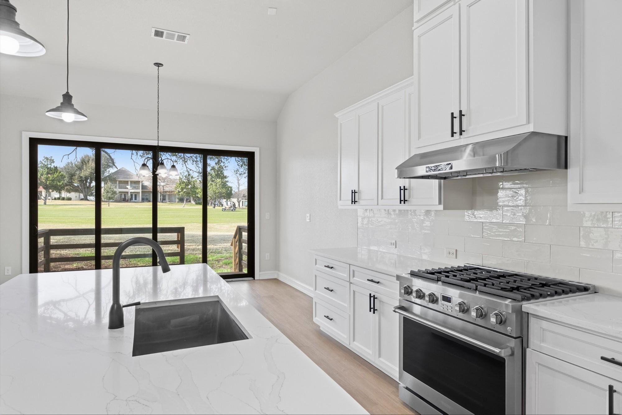 2808 Aurora, Horseshoe Bay, TX 78657